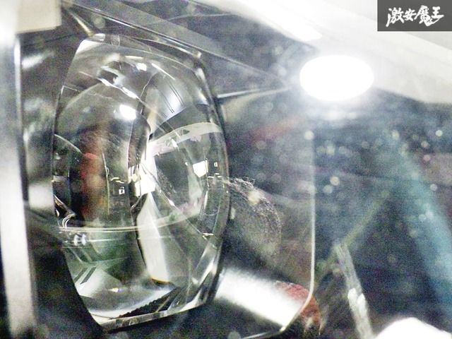 トヨタ 純正 ZVW60 ZVW65 MXWH60 プリウス LED ヘッドライト ヘッドランプ レンズ 右 右側 運転席側 KOITO 47-123 打刻 X