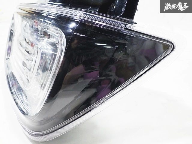 ★点灯OK 破損無し★ スズキ 純正 MH35S MH55S ワゴンR スティングレー テールライト クリア 右 右側 運転席 ICHIKOH D206 35603-63RA1