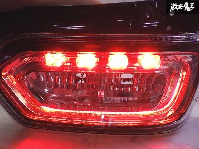 ★点灯OK 破損無し★ スズキ 純正 MH35S MH55S ワゴンR スティングレー テールライト クリア 右 右側 運転席 ICHIKOH D206 35603-63RA1