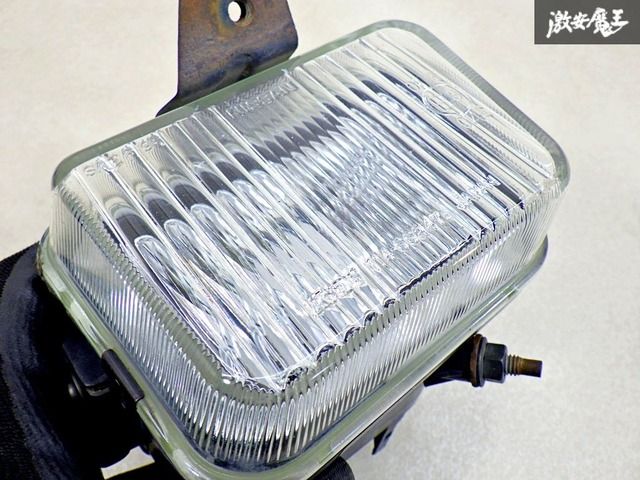【希少品!】NISSAN 日産 純正 S14 シルビア 後期 SR20DET フォグライト フォグランプ 右 右側 運転席側 KOITO 114-66247 【希少品!】NISSAN 日産 純正 S14 シルビア 後期 SR20DET フォグライト フォグランプ 右 右側 運転席側 KOITO 114-66247