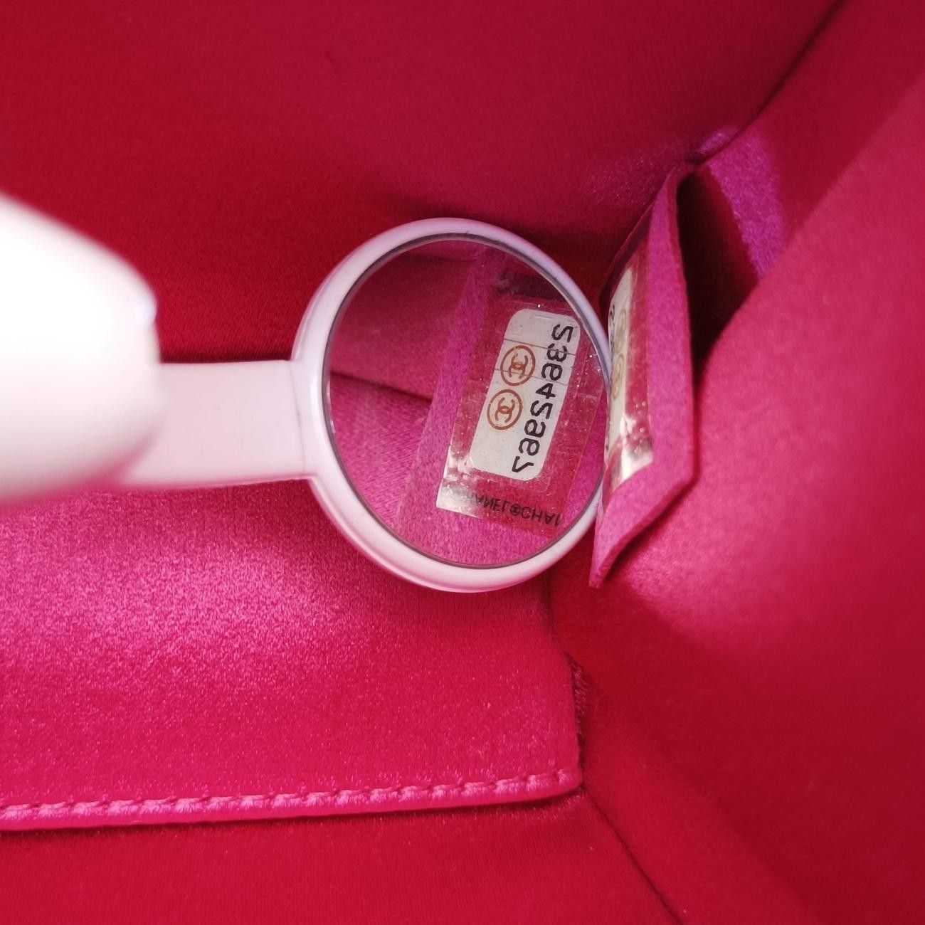 シャネルChanelチョコバー フューシャピンク ラムスキン A94482