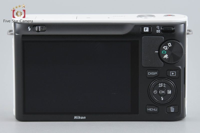 【中古】Nikon ニコン 1 J1 標準ズームレンズキット ホワイト シャッター回数僅少