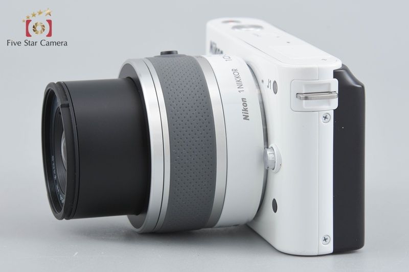 【中古】Nikon ニコン 1 J1 標準ズームレンズキット ホワイト シャッター回数僅少