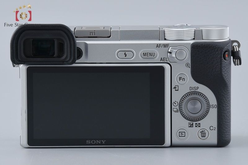 【中古】SONY ソニー α6400 ILCE-6400 シルバー ダブルズームレンズキット 元箱付き