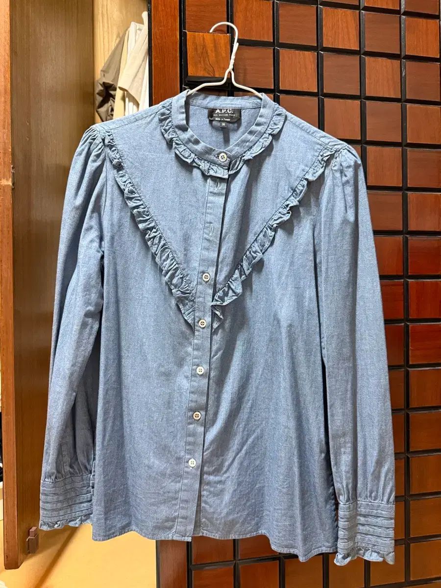 A.P.C. フリル デニム シャツ 青