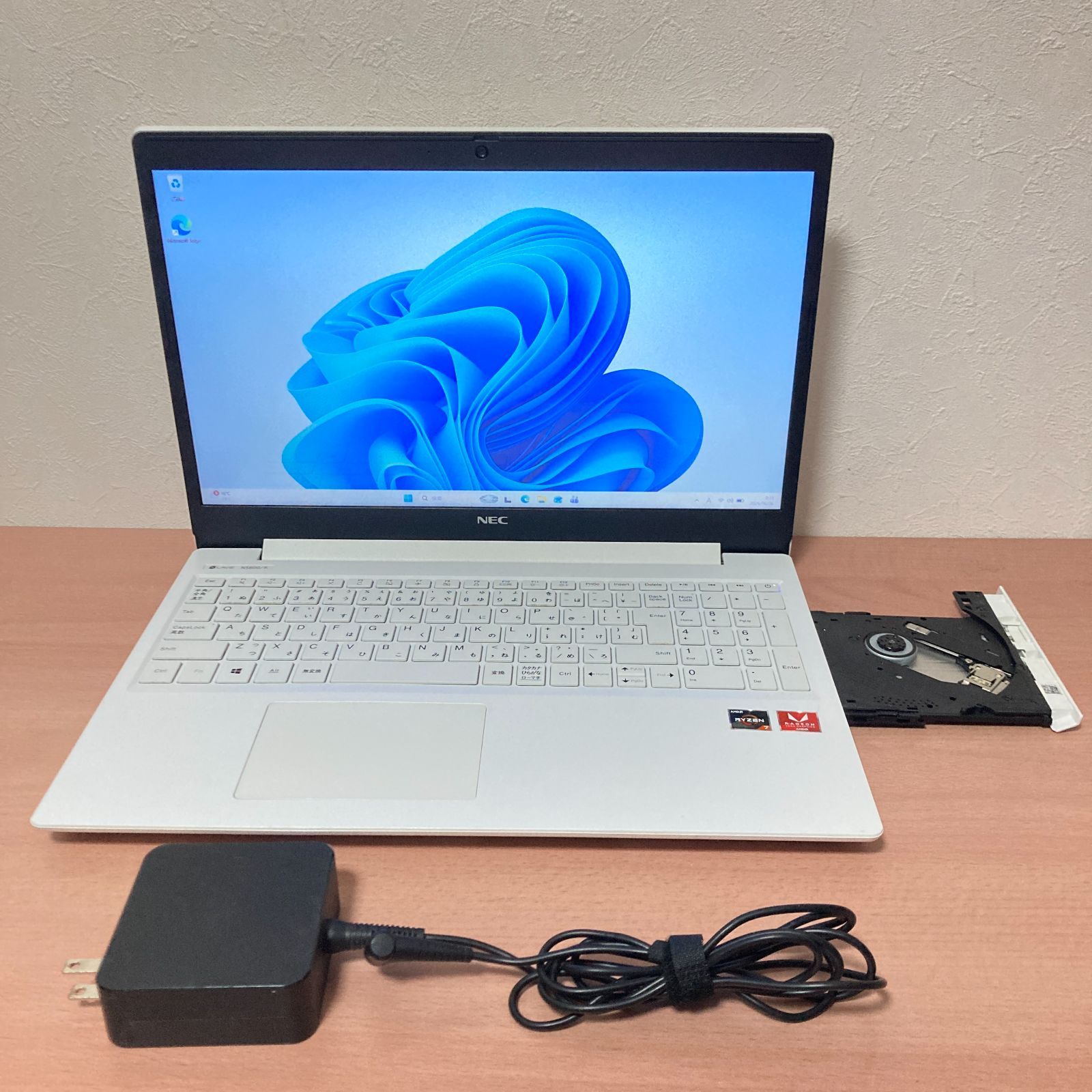 美品 2020年 NEC LAVIE Note Standard NS600/RAW /AMD Ryzen 7 3700U/RAM8GB/NVMe SSD256GB/15.6型フルHD/DVD/Webカメラ/Windows11/中古/PC/ノートパソコン