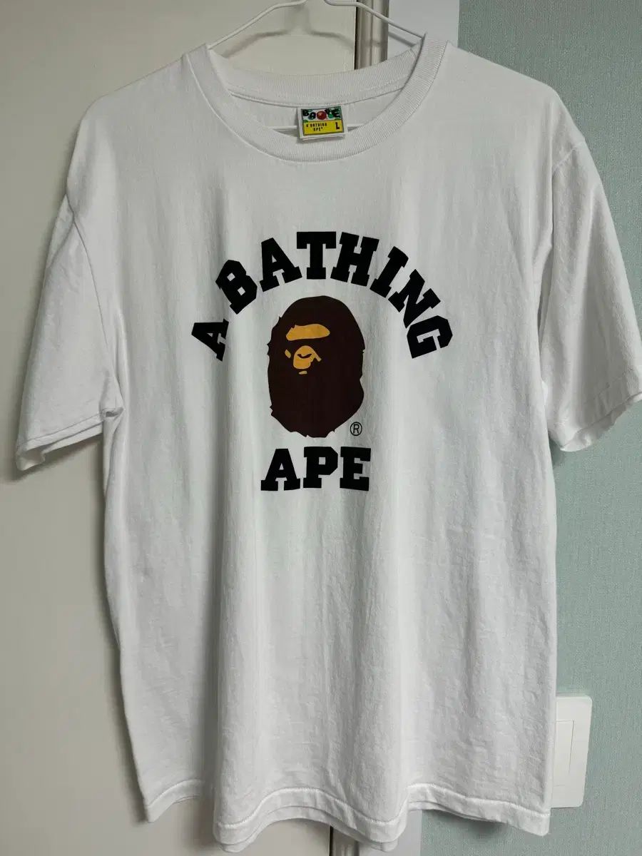 A BATHING APE アベイシングエイプ 半袖Tシャツ 白 L 正規品