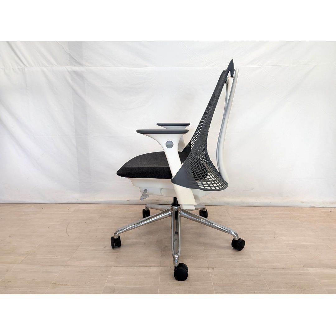 2024年製 Herman Miller SAYLチェア 機能制限モデル 前傾チルト無し 