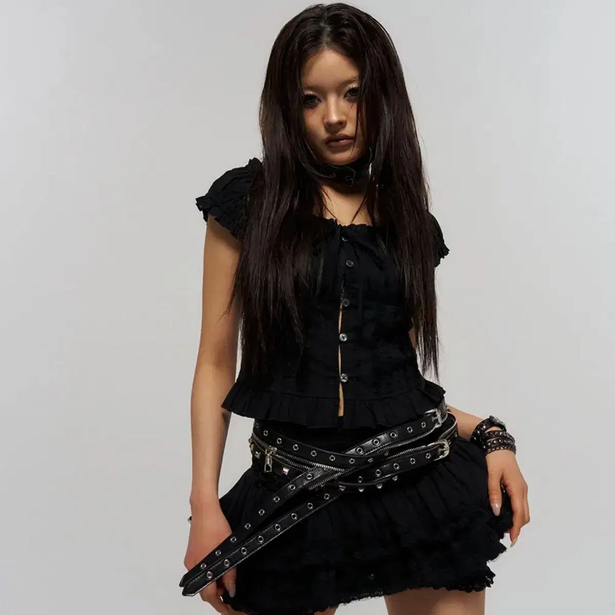 スキーイズム IN デューシング COQUETTE BLOUSE BLACK