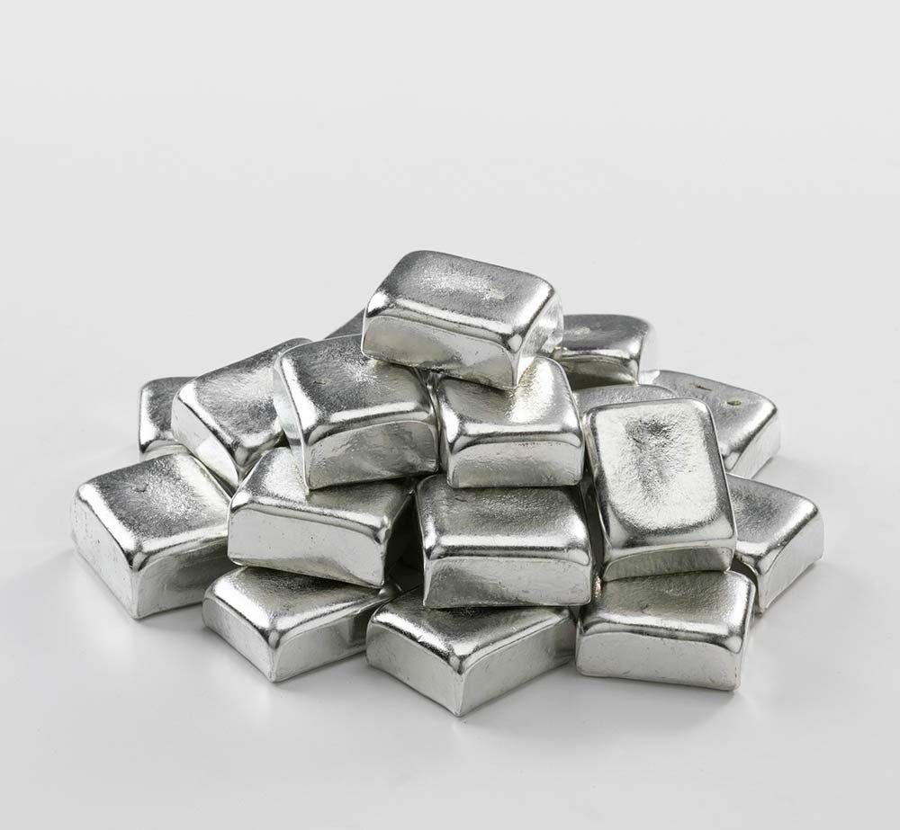 【新品】ホワイトメタルチップ(1kg) ホワイト メタルチップ(1種) 1kg 1329d6f7