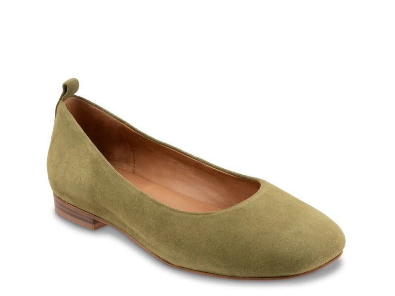 ソフトウォーク レディース シューズ パンプス Softwalkiris Ballet Flat Olive Green Suede グリーン