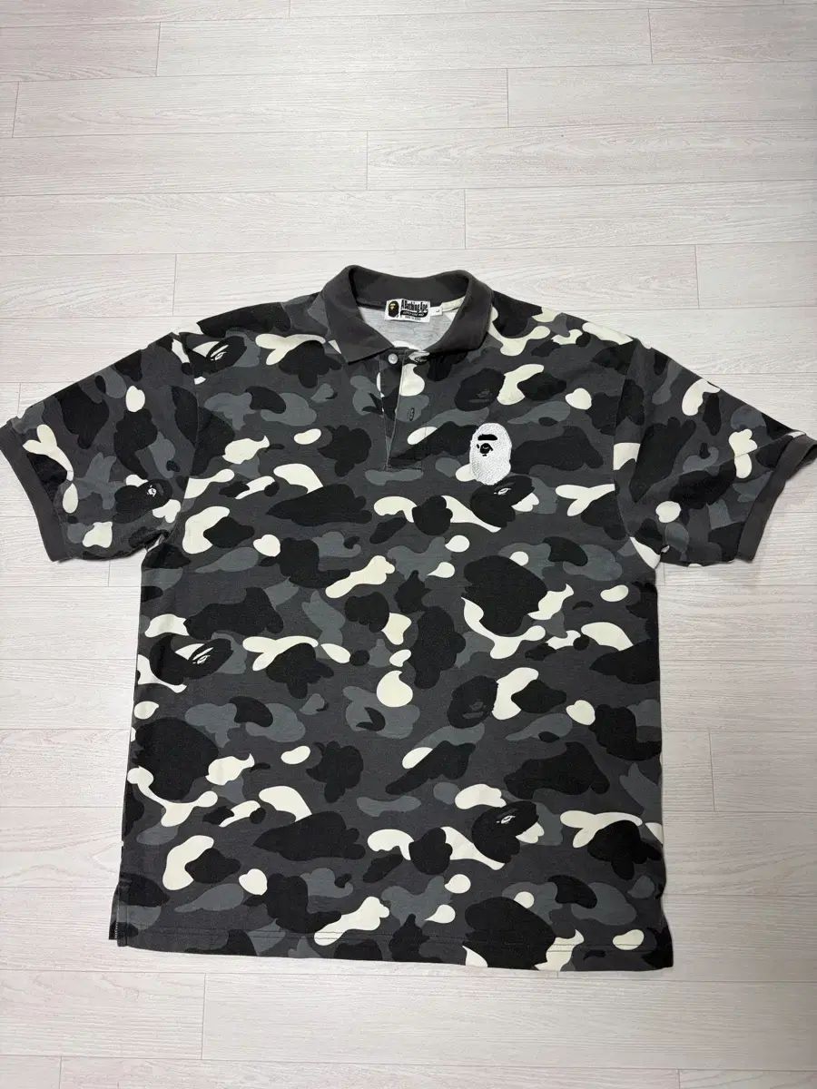 アベイシングエイプ 흑계 カラーTシャツ