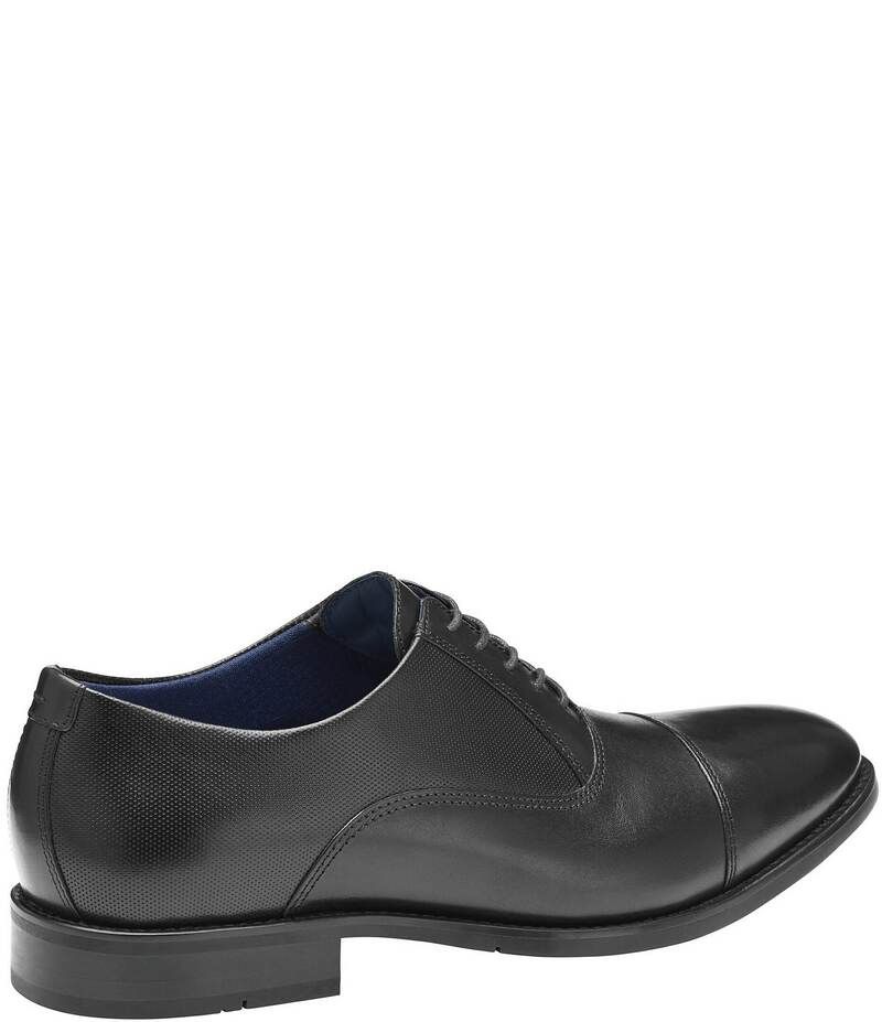 ジョンストンアンドマーフィー メンズ シューズ ドレスシューズ オックスフォード キャップ レース レザー Johnston Murphy Mens Landry Embossed Leather Cap Toe Lace Up Oxfords Black ブ