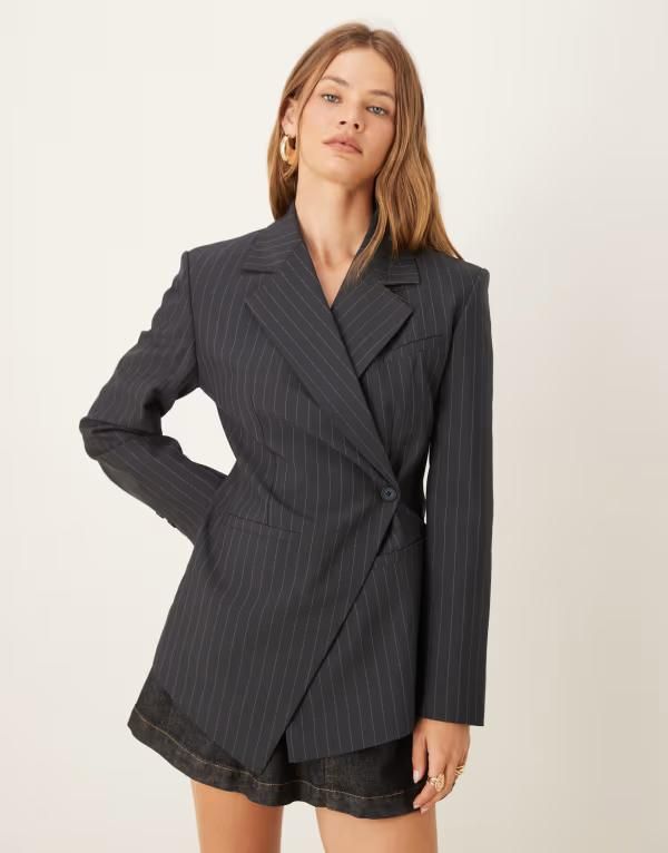 エイソス レディース アウター ジャケット・ブルゾン ブレザー ASOS DESIGN tailored nipped waist blazer with cutaway hem pinstripe pinstripe ネイビー