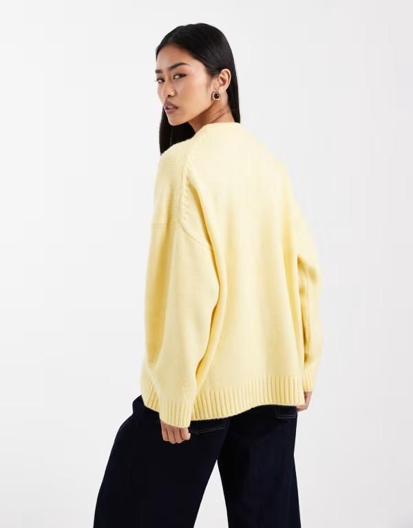エイソス レディース アウター ニット・セーター クルーネック ASOS DESIGN oversized crew neck sweater with curved hem in buttermilk