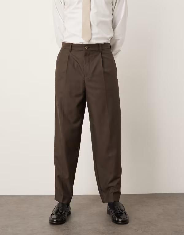 エイソス メンズ ボトムス カジュアルパンツ ASOS DESIGN smart relaxed tapered pants microtexture BROWN ブラウン
