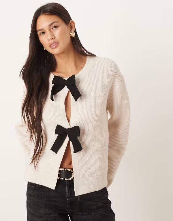 ブレーブソウル レディース アウター カーディガン ベルベット Brave Soul cardigan with velvet bow detail in cream CREAM クリーム