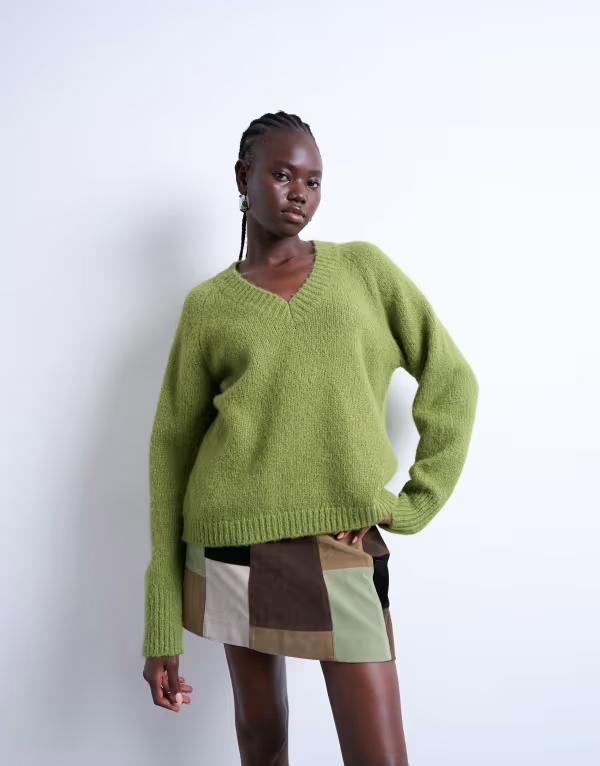 トップショップ レディース アウター ニット・セーター Vネック セーター ニット Topshop knit fluffy v neck sweater green グリーン