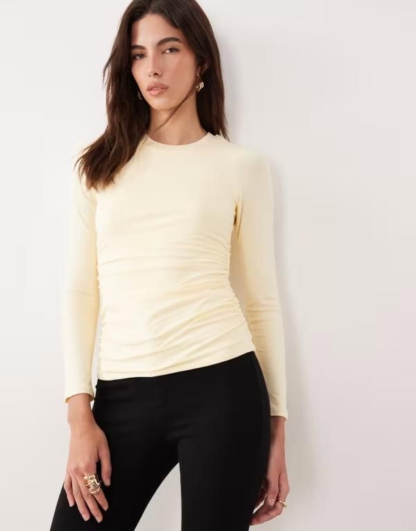 ノーバディーズ チャイルド レディース トップス Tシャツ ギャザー Nobodys Child ruched side long sleeved Tshirt in cream クリーム