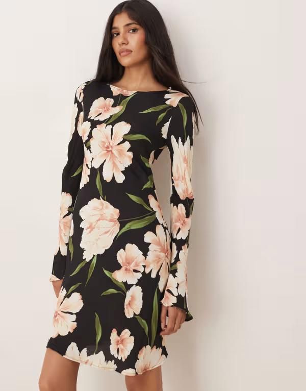 マンゴ レディース トップス ワンピース ミニワンピース フラワー柄 ミニ フラワー Mango long sleeve mini dress in dark based floral Black ブラック