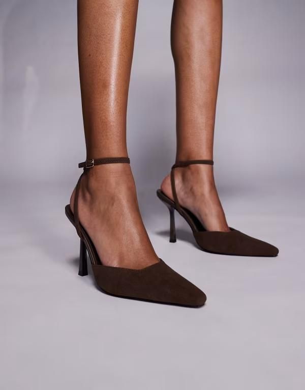 シミ レディース シューズ パンプス ヒール SIMMI Shoes Simmi London Bebbo heeled pumps in chocolate CHOCOLATE NUBUCK チョコレート シミ レディース シューズ パンプス ヒール SIMMI Shoes Simmi London Bebbo heeled pumps in chocolate CHOCOLATE NUBUCK チョコレート