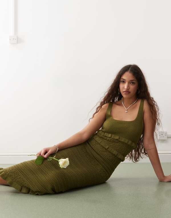 ミスセルフフリッジ レディース トップス ワンピース マキシワンピース マキシ Miss Selfridge frill crochet maxi dress Khaki カーキ