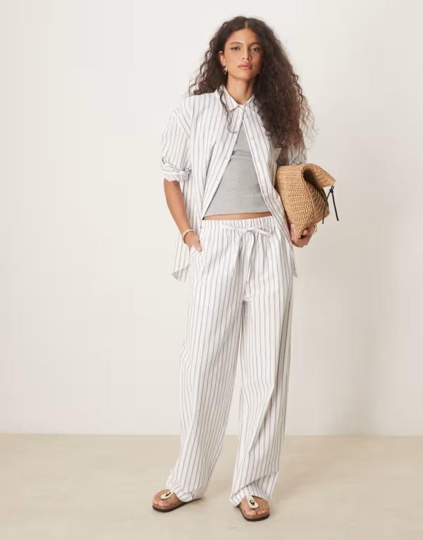 エイソス レディース ボトムス カジュアルパンツ パンツ リネン ASOS DESIGN linen look pull on pants stripe part of a set Black Stripe ブラック