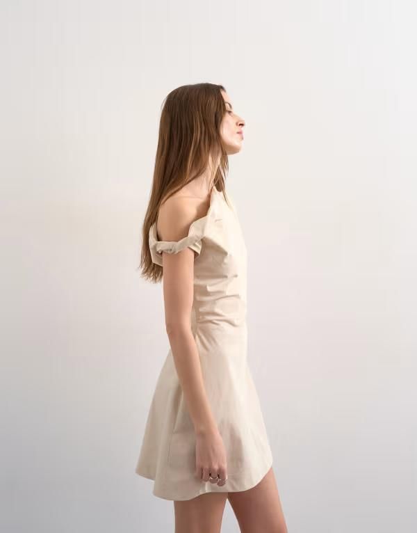 トップショップ レディース トップス ワンピース ミニ Topshop structured mini dress with twisted shoulder Off white オフホワイト
