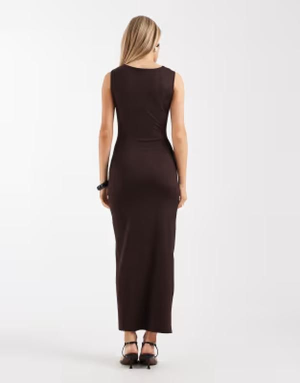 フォースレックレス レディース トップス ワンピース ギャザー ノースリーブ マキシ 4th Recklesslinky sleeveless ruched slash neck maxi dress in chocolate チョコレート