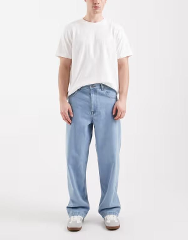 エイソス メンズ ボトムス デニムパンツ ジーンズ ASOS DESIGN loose straight jeans in light washed Light washed blue ブルー