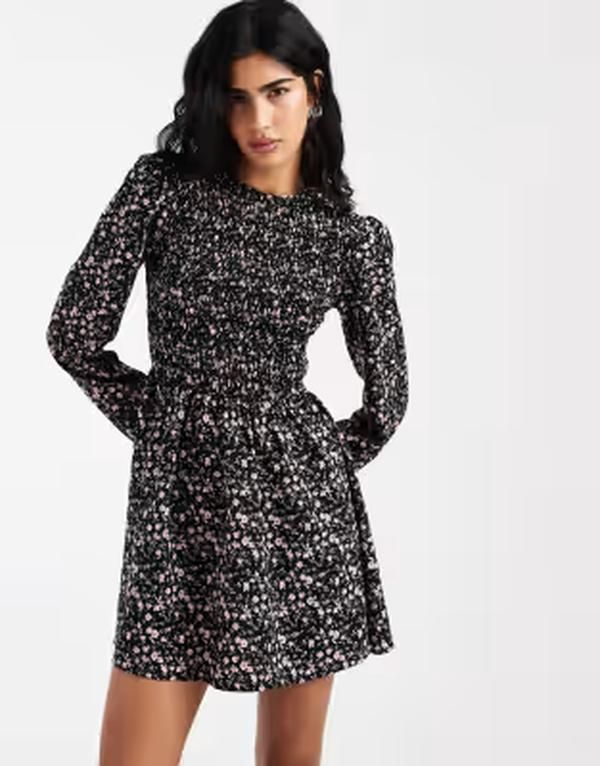 デイジーストリート レディース トップス ワンピース フラワー柄 ミニ フラワー Daisy Street long sleeve shirred mini smock dress pink floral Black pink floral ブラック