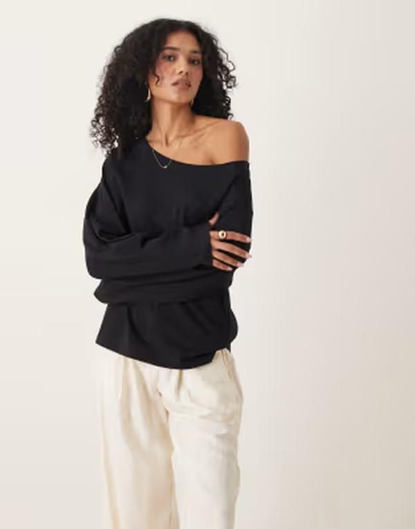 エイソス レディース トップス Tシャツ オフショルダー ASOS DESIGN offshoulder long sleeve tee Black ブラック