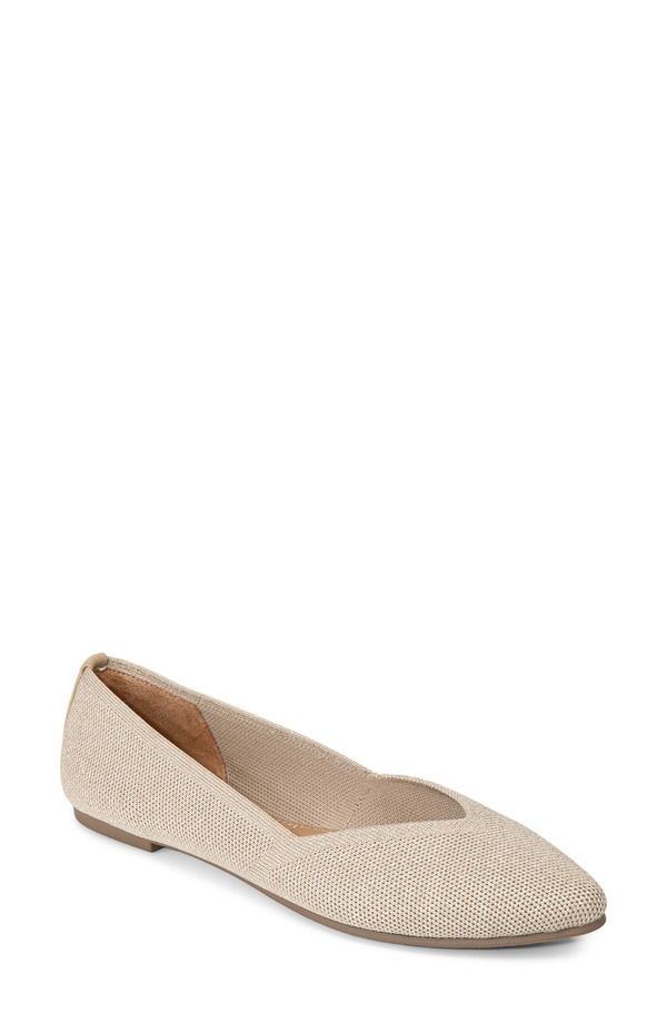 ミートゥー レディース シューズ パンプス Me Too Alivia Pointed Toe Flat Bisque