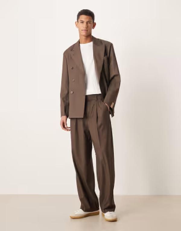 ハウスオブサニー メンズ ボトムス カジュアルパンツ プリーツ House of Sunny pleated tailored suit pants in espresso brown part of a set BROWN ブラウン