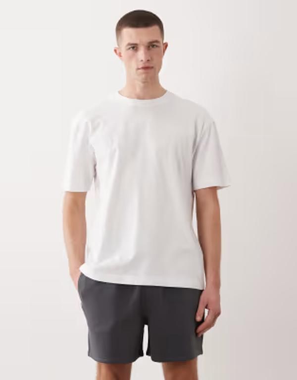 エイソス メンズ ボトムス ハーフパンツ・ショーツ オーバーサイズフィット ショートパンツ ASOS DESIGN Essentials oversized fit shorts in charcoal Asphalt チャコール