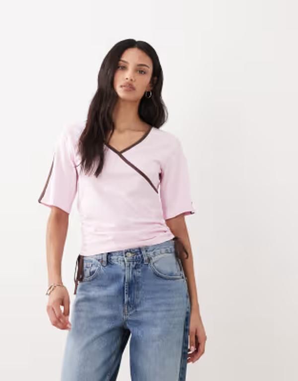 エイソス レディース トップス Tシャツ Vネック ASOS DESIGN short sleeve v neck with ruching tie details topINK ピンク