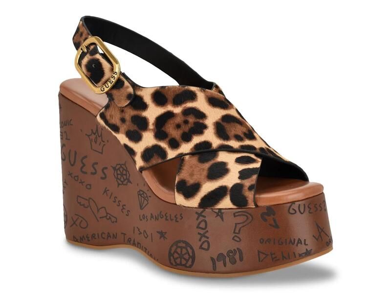 ゲス レディース シューズ サンダル GuessYarisel Wedge Sandal BrownBeige Leopard Print ブラウン