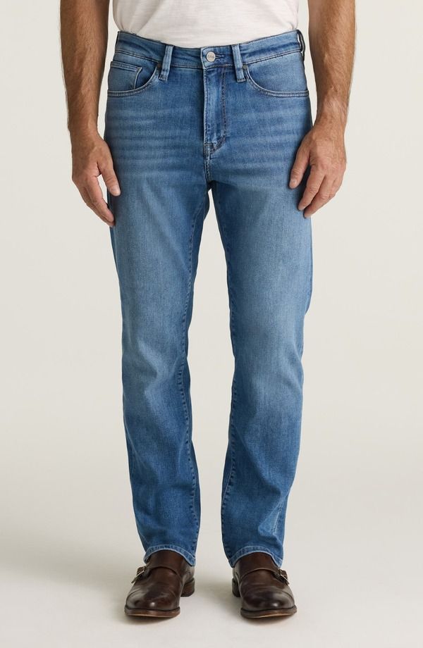 ３４ヘリテージ メンズ ボトムス デニムパンツ リラックスフィット ジーンズ 34 Heritage Charisma Relaxed Fit Jeans Light Brushed Aerodenim