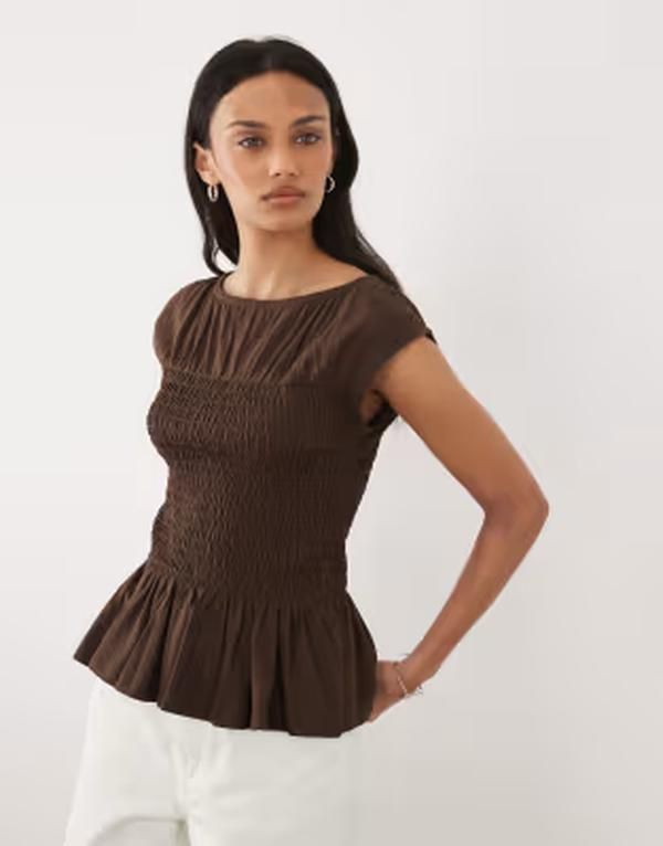 スリードベア レディース トップス Tシャツ キャップ ジャージー Threadbare jersey cap sleeve shirred top in chocolate BROWN ブラウン