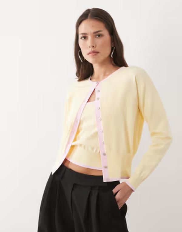 ノーバディーズ チャイルド レディース アウター カーディガン ボタンダウン クルーネック ダウン Nobodys Child crew neck constrast hem button down cardigan in yellow イエロー