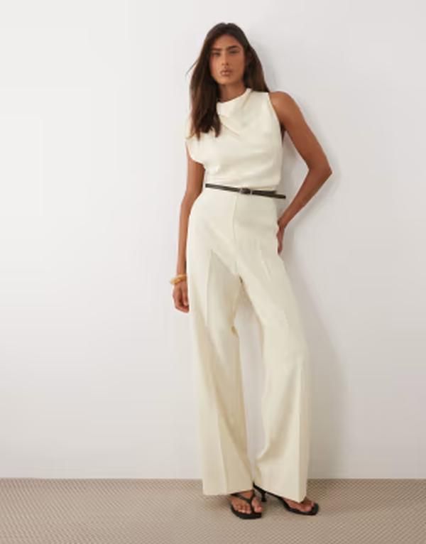 マンゴ レディース トップス ジャンプスーツ アシンメトリー ノースリーブ Mango sleeveless asymmetric tailored jumpsuit in cream クリーム