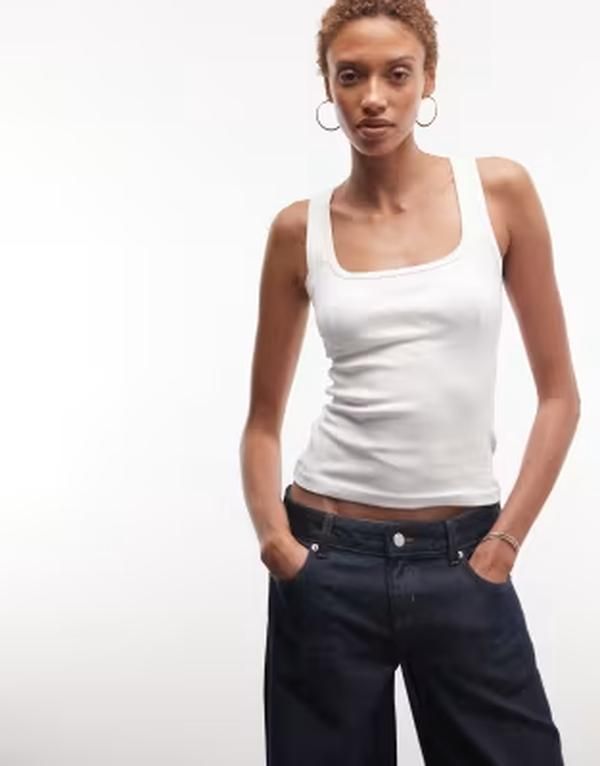 ウィークデイ レディース トップス Tシャツ リブニット Weekday square neck rib knitank top White ホワイト