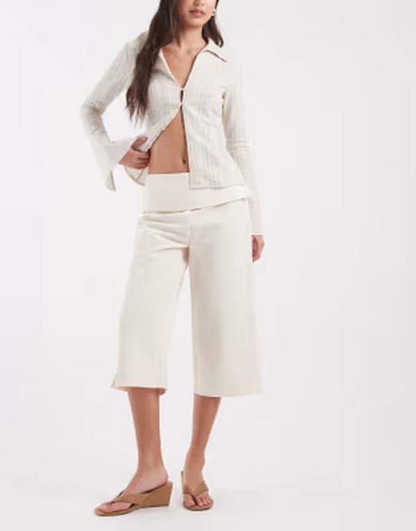 エイソス レディース ボトムス カジュアルパンツ キャップ リネン ASOS DESIGN linen look deep waistband tailored capri pants in ecru CREAM クリーム 15,106円