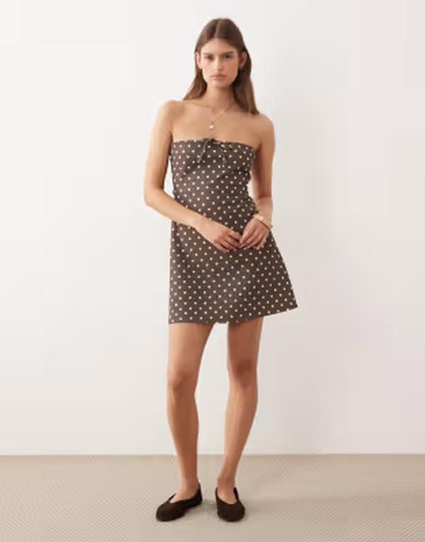エイソス レディース トップス ワンピース ドット柄 タイディテール ドット ミニ ASOS DESIGN bandeau mini dress with tie detail polka dot Brown polka dot ブラウン