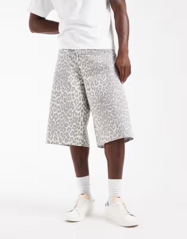 ジャック アンド ジョーンズ メンズ ボトムス ハーフパンツ・ショーツ プリント Jack Jones Owen baggy jorts with leopard print Wildove グレー