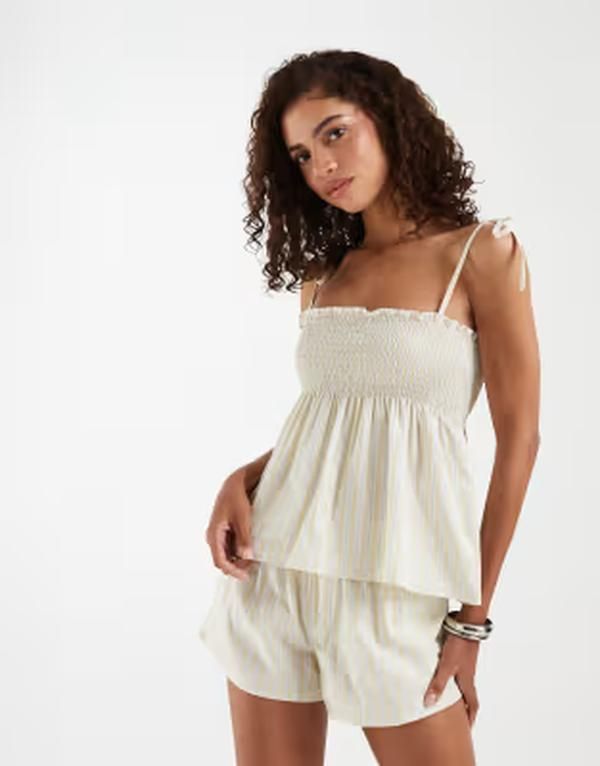 モーテル レディース トップス シャツ Motel Zerah floaty cami top in candy stripe yellow part of a set YELLOW イエロー