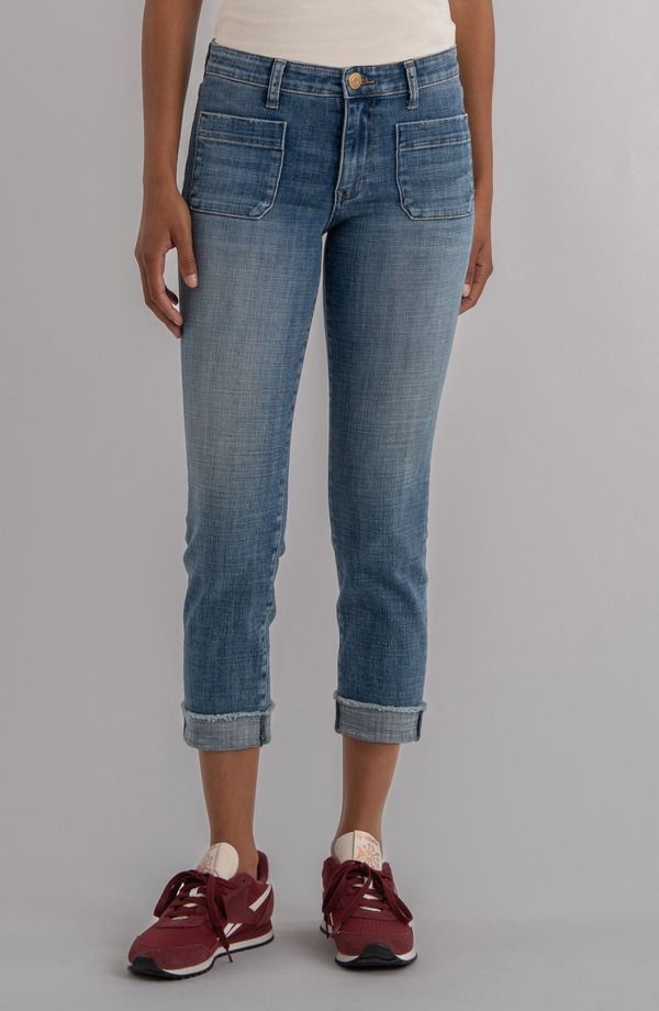 カットフロムザクロス レディース ボトムス カジュアルパンツ ストレート ジーンズ KUT from the Kloth Amy Frayed Patch Pocket Mid Rise Crop Slim Straight Leg Jeans Attract
