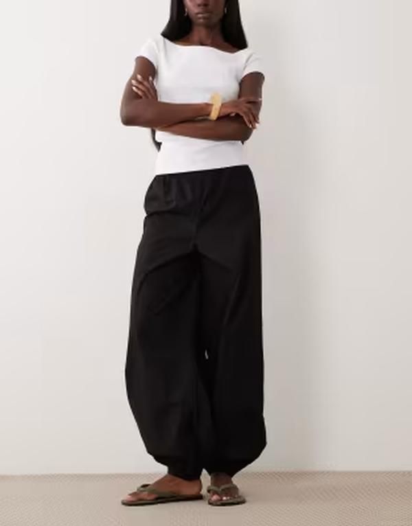 ウェンズデーガール レディース ボトムス カジュアルパンツ Wednesdays Girl balloon pants Black ブラック