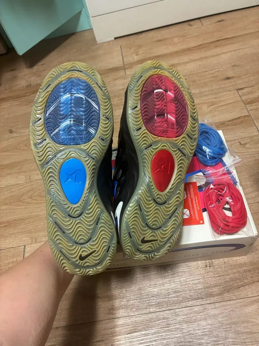 ナイキ エイトゥ スタンディングオーバ エイジャウィルソン