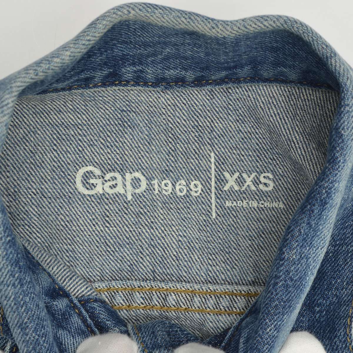 GAP】4ポケットデニムジャケット - メルカリ